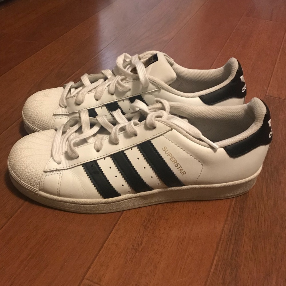 Adidas Superstar Sneakers